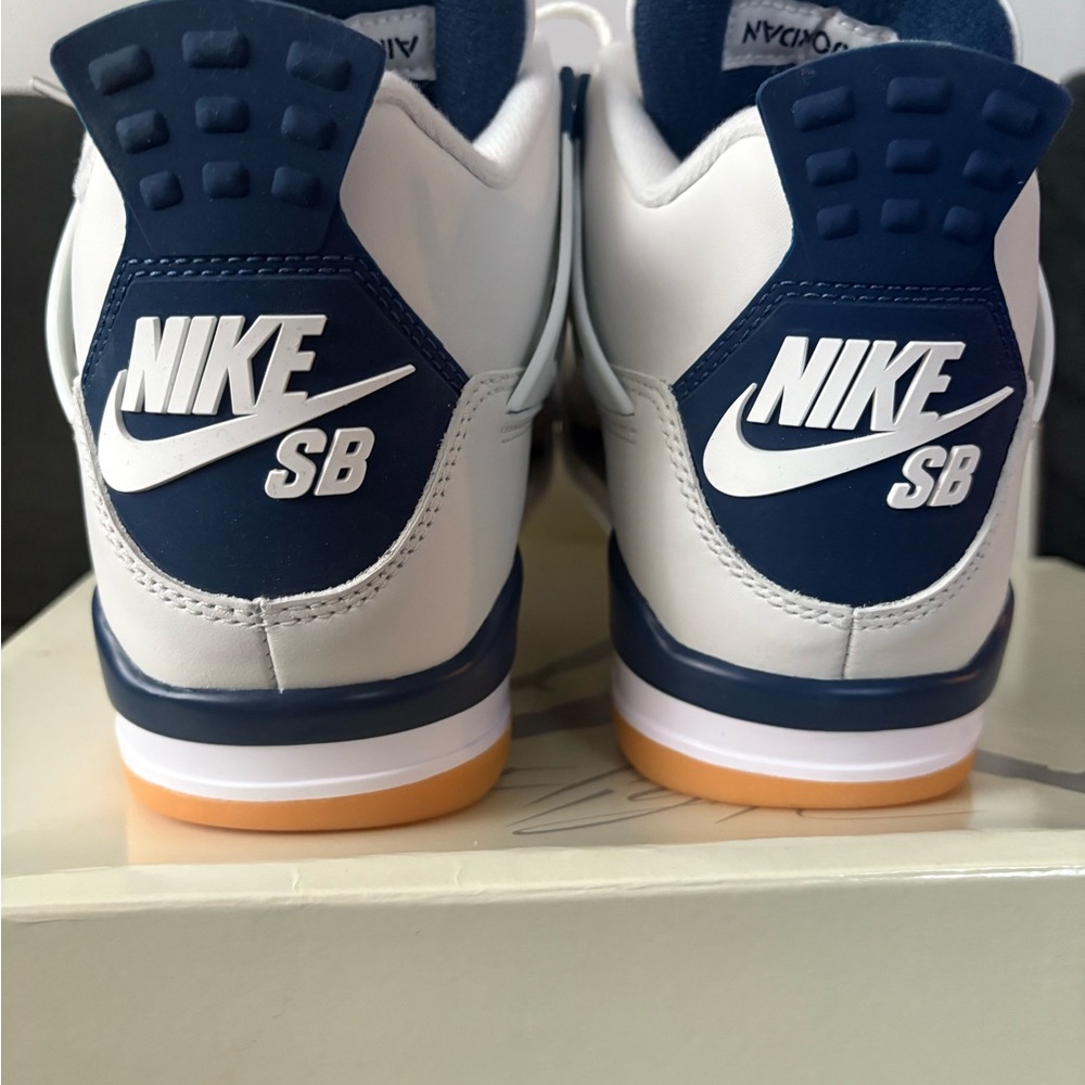 Nike SB White and Navy Sneakers